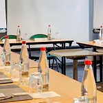 Hotel Campanile Geneve - Ferney-Voltaire