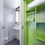 Hotel Campanile Geneve - 3*