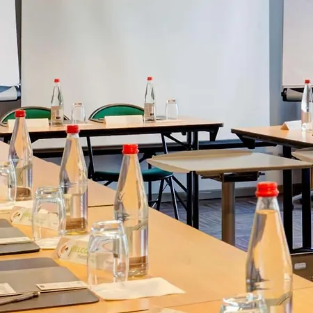 Hotel Campanile Geneve - Ferney-Voltaire