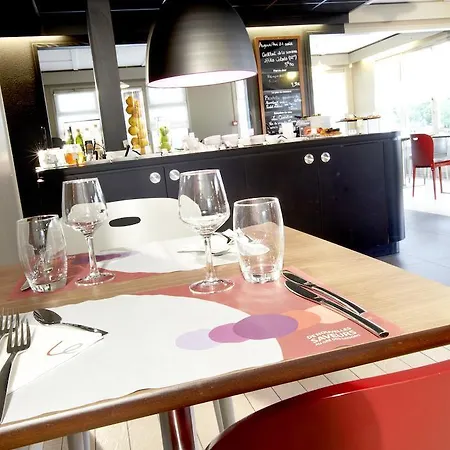 Campanile Geneve -