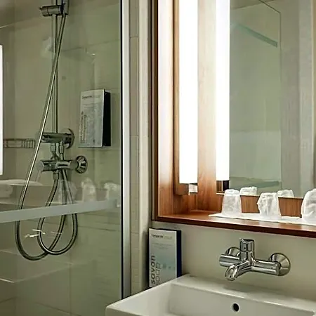 Campanile Geneve - Hotel 3*