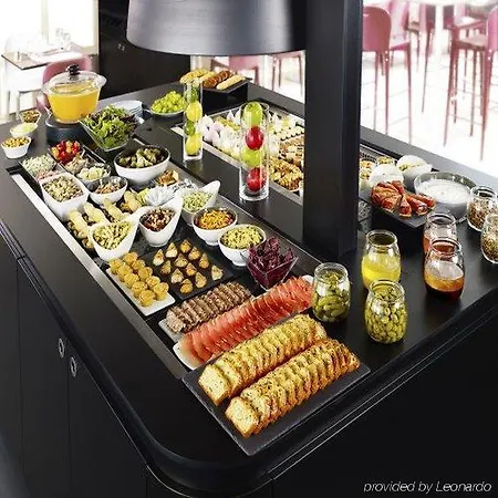 Campanile Geneve - 3*