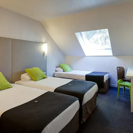Campanile Geneve - 3*
